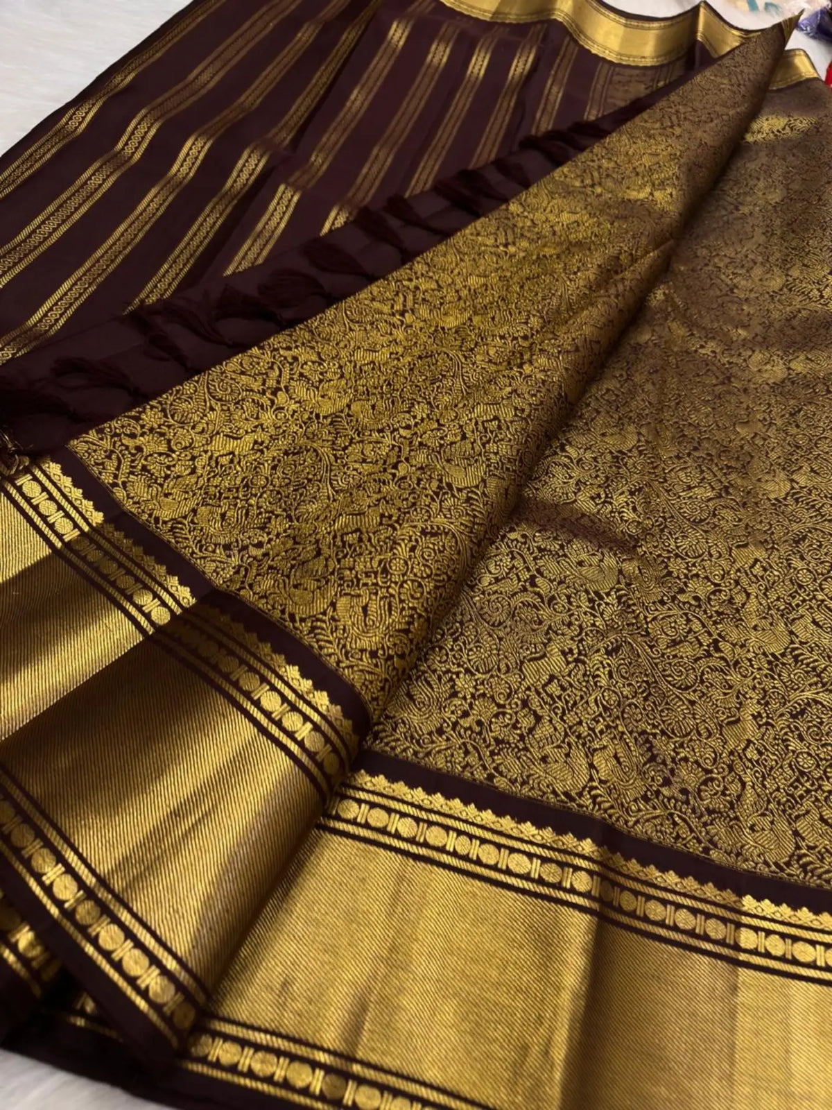 Smashing Brown Pure Banarasi Silk Saree With Ebullience Blouse Piece
