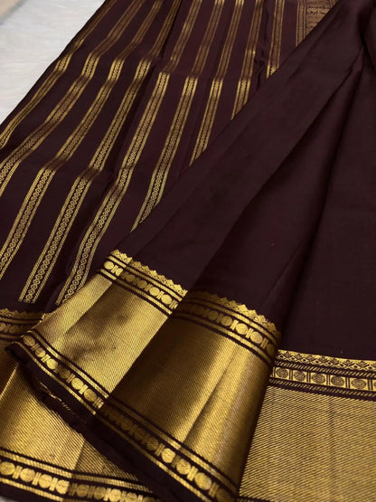 Smashing Brown Pure Banarasi Silk Saree With Ebullience Blouse Piece