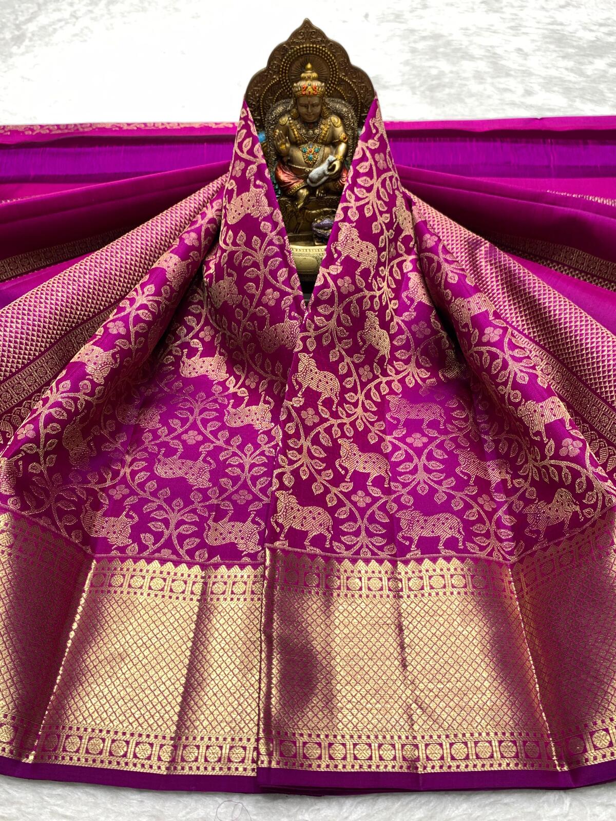 Precious Dark Pink Pure Banarasi Silk Saree With Sumptuous Blouse Piece
