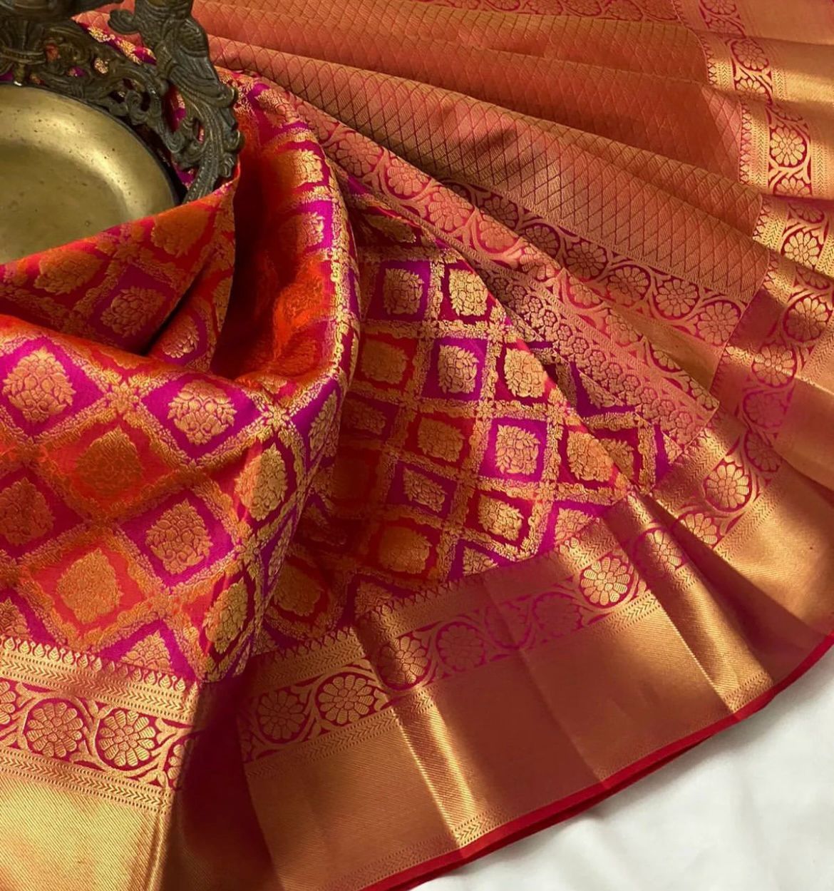 Glamorous Red Soft Silk Saree With Imaginative Blouse Piece