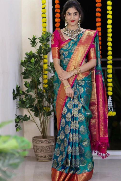 Load image into Gallery viewer, Transcendent Rama Soft Silk Saree With Radiant Blouse Piece
