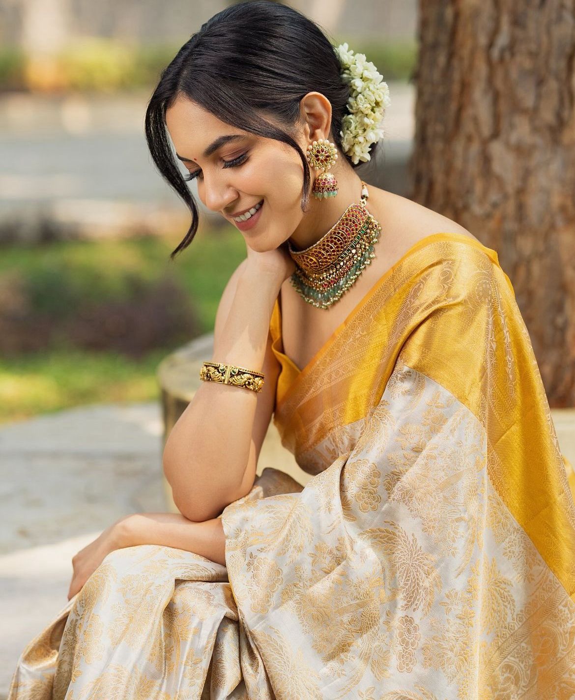 Imbrication Beige Soft Silk Saree With Embellished Blouse Piece