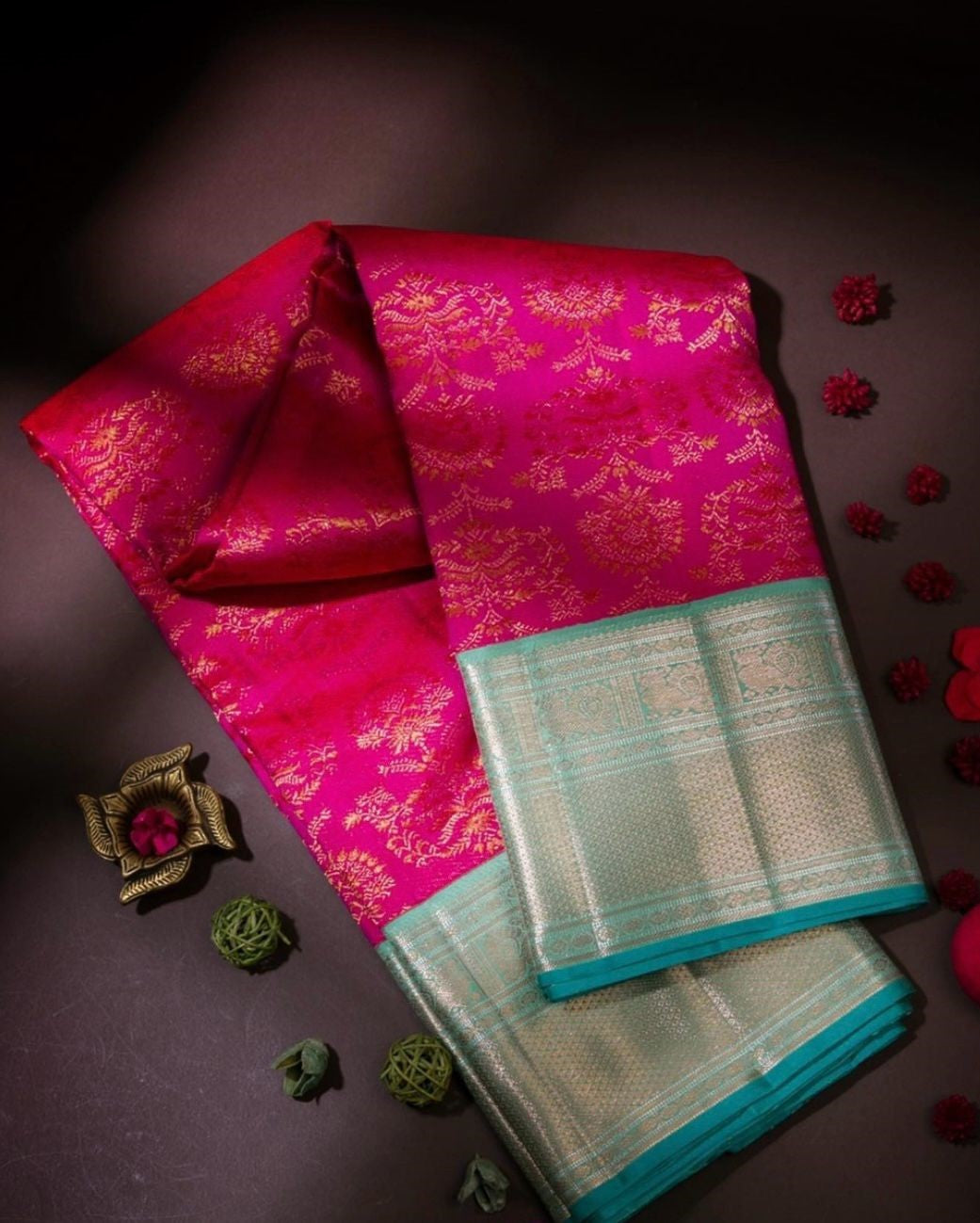 Staggering Dark Pink Soft Silk Saree With Aplomb Blouse Piece