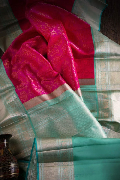 Load image into Gallery viewer, Staggering Dark Pink Soft Silk Saree With Aplomb Blouse Piece
