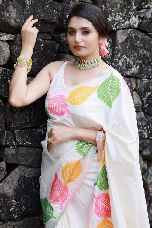 Load image into Gallery viewer, Sensational White Soft Silk Saree With Engrossing Blouse Piece
