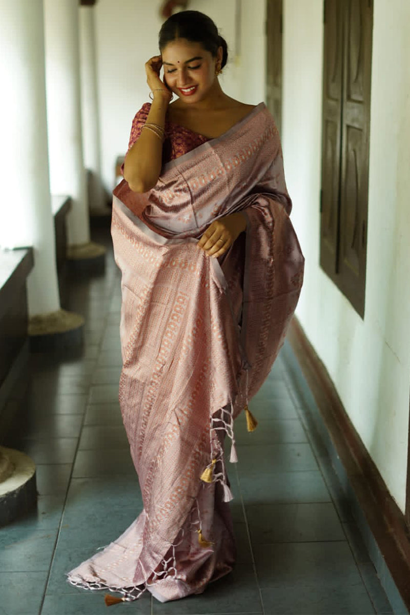 Flaunt Grey Soft Silk Saree With Girlish Blouse Piece