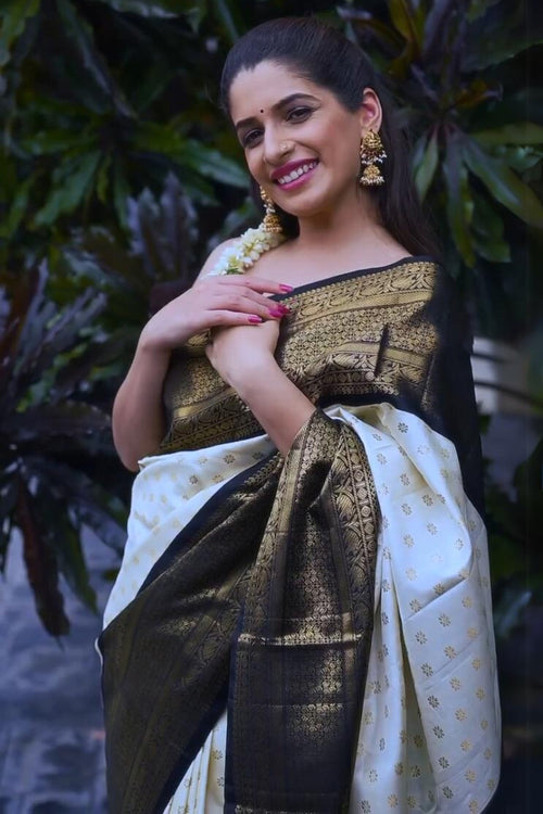 Load image into Gallery viewer, Wonderful Off White Soft Silk Saree With Desiring Blouse Piece
