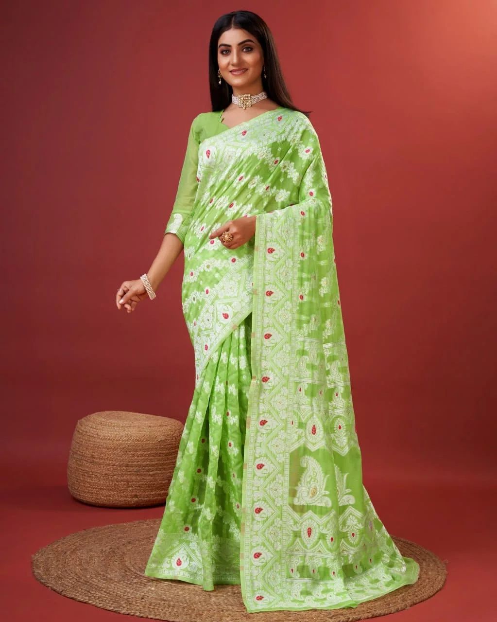 Aplomb Parrot Cotton Silk Saree With Lustrous Blouse Piece