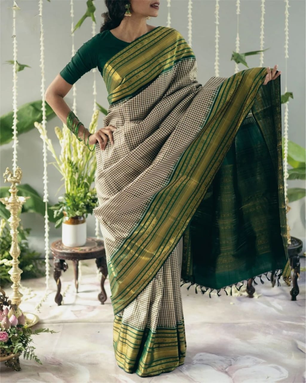 Glamorous Grey Soft Silk Saree With Dulcet Blouse Piece