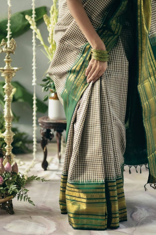 Load image into Gallery viewer, Glamorous Grey Soft Silk Saree With Dulcet Blouse Piece
