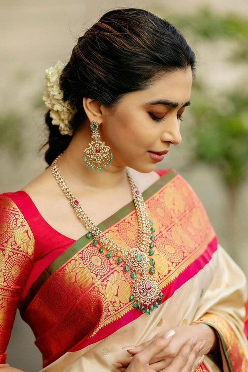 Load image into Gallery viewer, Most Stunning Beige Soft Silk Saree With Girlish Blouse Piece
