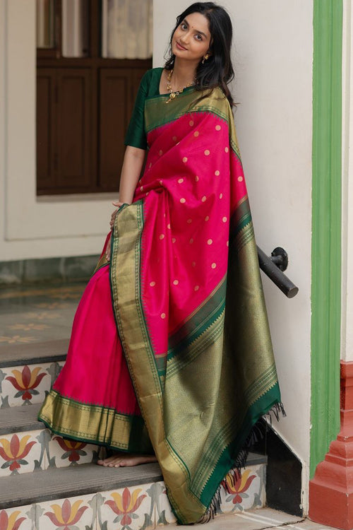 Load image into Gallery viewer, Unique Dark Pink Soft Silk Saree With Beautiful Blouse Piece
