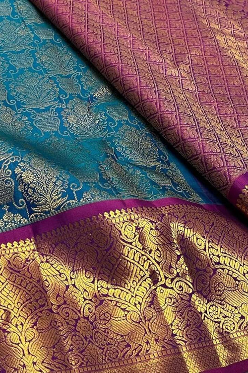 Load image into Gallery viewer, Prominent Rama Soft Banarasi Silk Saree With Excellent Blouse Piece
