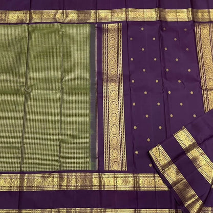 Ideal Green Soft Silk Saree With Woebegone Blouse Piece