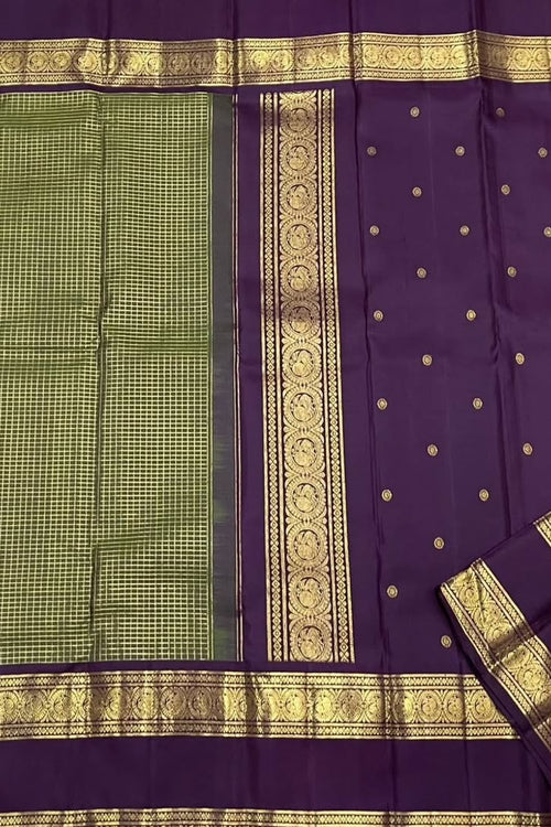 Load image into Gallery viewer, Ideal Green Soft Silk Saree With Woebegone Blouse Piece
