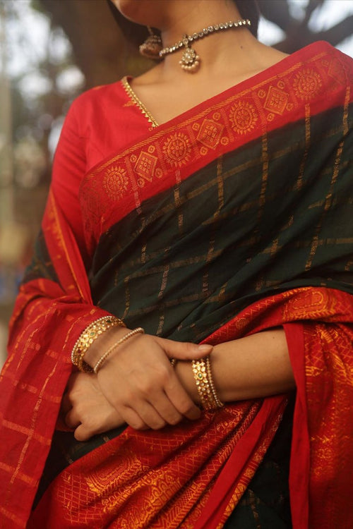 Load image into Gallery viewer, Dissemble Dark Green Soft Silk Saree With Bucolic Blouse Piece
