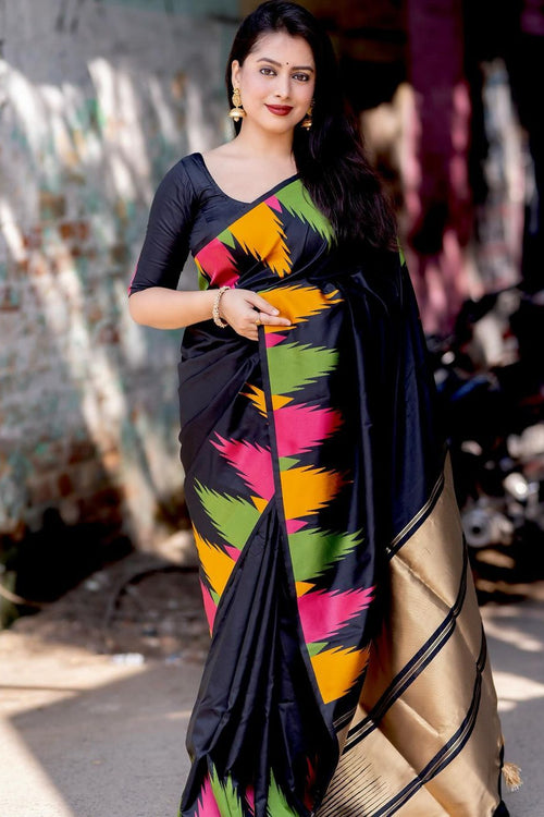 Load image into Gallery viewer, Beauteous Black Soft Silk Saree With Entrancing Blouse Piece
