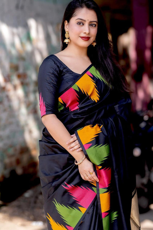 Load image into Gallery viewer, Beauteous Black Soft Silk Saree With Entrancing Blouse Piece
