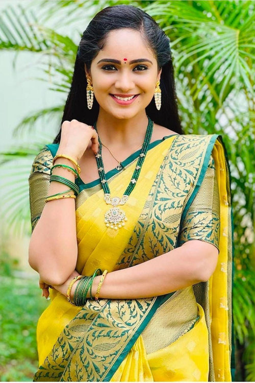 Load image into Gallery viewer, Glorious Yellow Soft Silk Saree With Adorable Blouse Piece
