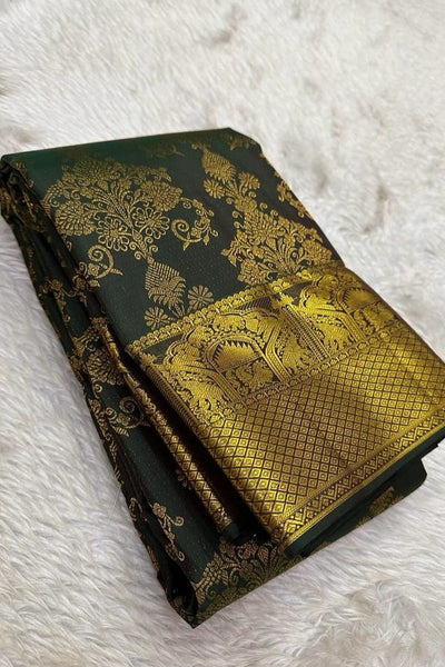 Devastating Dark Green Soft Banarasi Silk Saree With Exemplary Blouse Piece