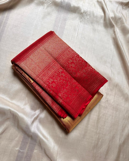 Profuse Golden Soft Banarasi Silk Saree With Winsome Blouse Piece