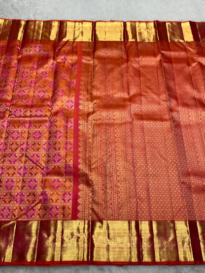 Breathtaking Red Soft Banarasi Silk Saree With Scrupulous Blouse Piece