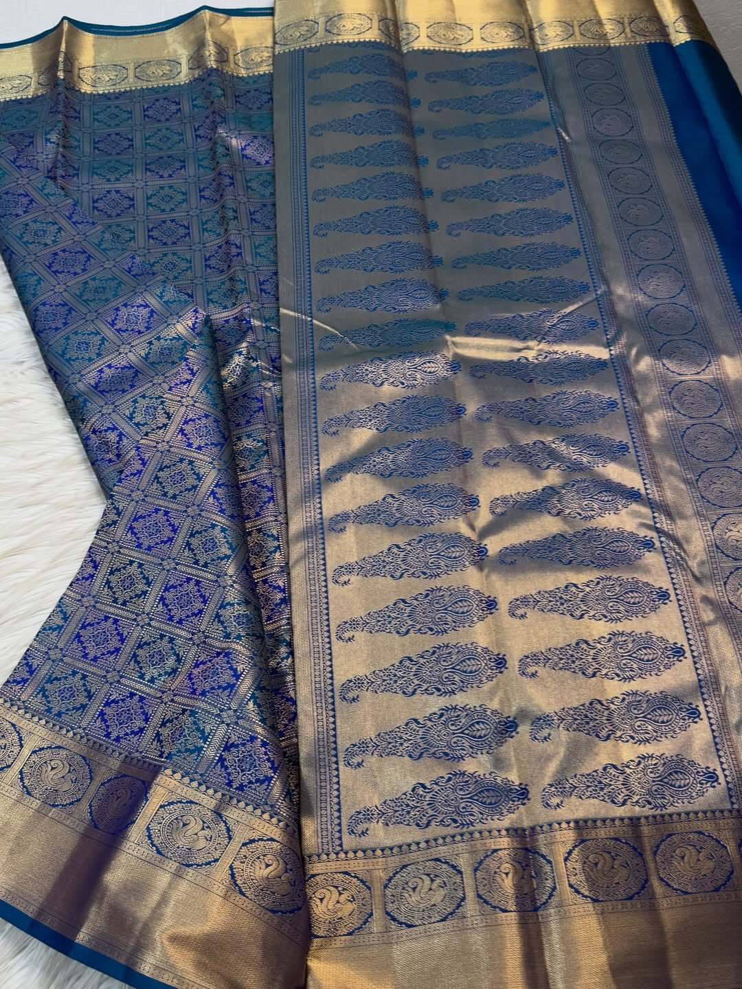 Prettiest Blue Soft Banarasi Silk Saree With Twirling Blouse Piece
