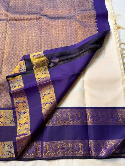 Scintilla Off White Pure Zari Weaving Banarasi Silk Saree With Desirable Blouse Piece