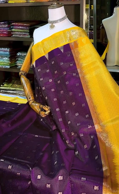 Pretty Purple Pure Zari Weaving Banarasi Silk Saree With Captivating Blouse Piece