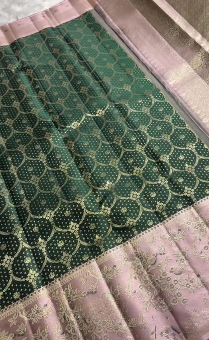Magnificat Dark Green Pure Zari Weaving Banarasi Silk Saree With Rhapsody Blouse Piece