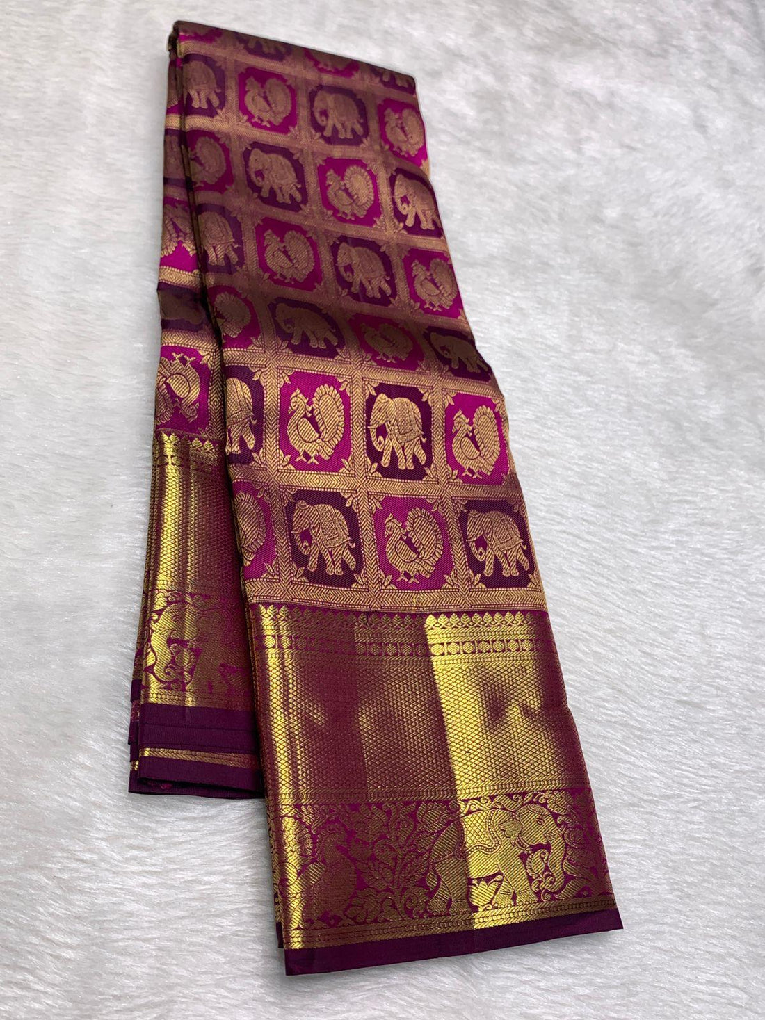 Breathtaking Purple Pure Zari Weaving Banarasi Silk Saree With Desiring Blouse Piece