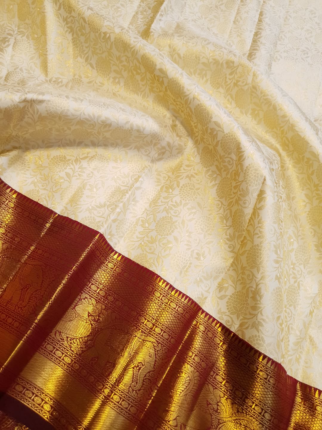 Cynosure Beige Pure Banarasi Silk Saree With Zephyr Blouse Piece