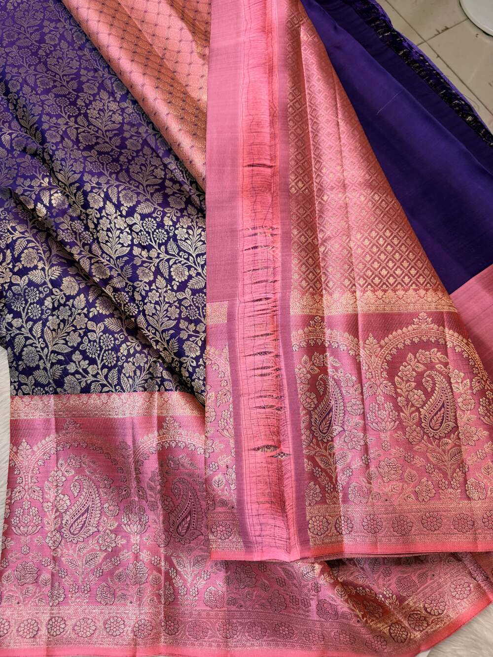 Lassitude Navy Blue Pure Banarasi Silk Saree With Snazzy Blouse Piece