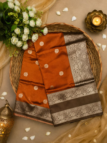 Splendiferous Orange Pure Banarasi Silk Saree With Jubilant Blouse Piece