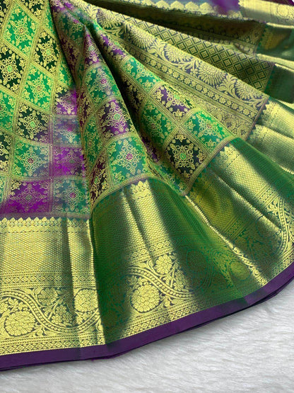 Adorning Green Pure Banarasi Silk Saree With Mellifluous Blouse Piece