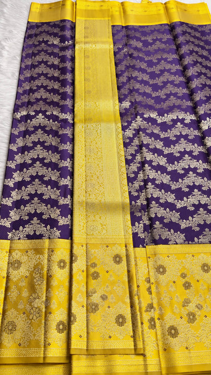 Amiable Purple Pure Banarasi Silk Saree With Assemblage Blouse Piece
