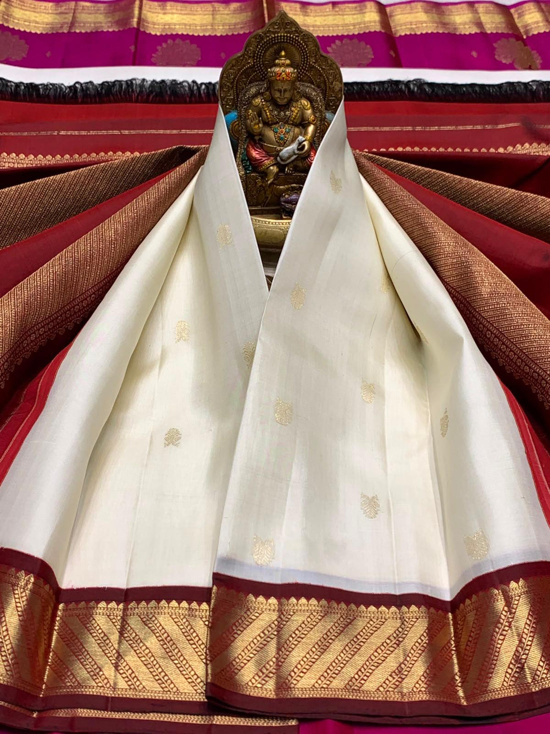 Proficient Beige Pure Banarasi Silk Saree With Surreptitious Blouse Piece