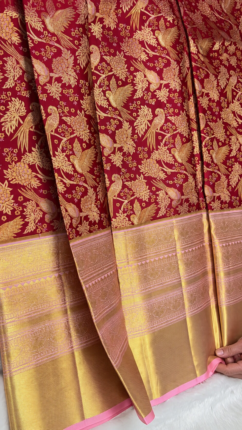 Aplomb Red Pure Banarasi Silk Saree With Ratatouille Blouse Piece