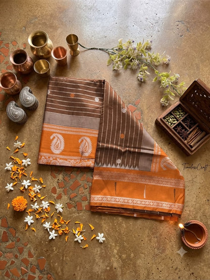 Dazzling Brown Pure Banarasi Silk Saree With Panoply Blouse Piece