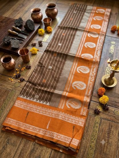 Dazzling Brown Pure Banarasi Silk Saree With Panoply Blouse Piece