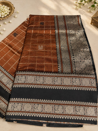 Outstanding Brown Pure Banarasi Silk Saree With Beguiling Blouse Piece