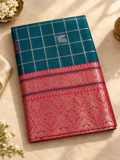 Gorgeous Rama Pure Banarasi Silk Saree With Chatoyant Blouse Piece