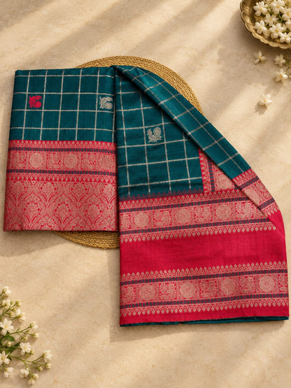 Gorgeous Rama Pure Banarasi Silk Saree With Chatoyant Blouse Piece