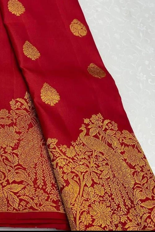 Load image into Gallery viewer, Gossamer Red Soft Banarasi Silk Saree With Chatoyant Blouse Piece
