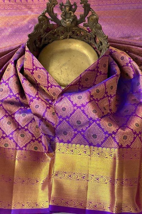 Load image into Gallery viewer, Moiety Purple Soft Silk Saree With Efflorescence Blouse Piece
