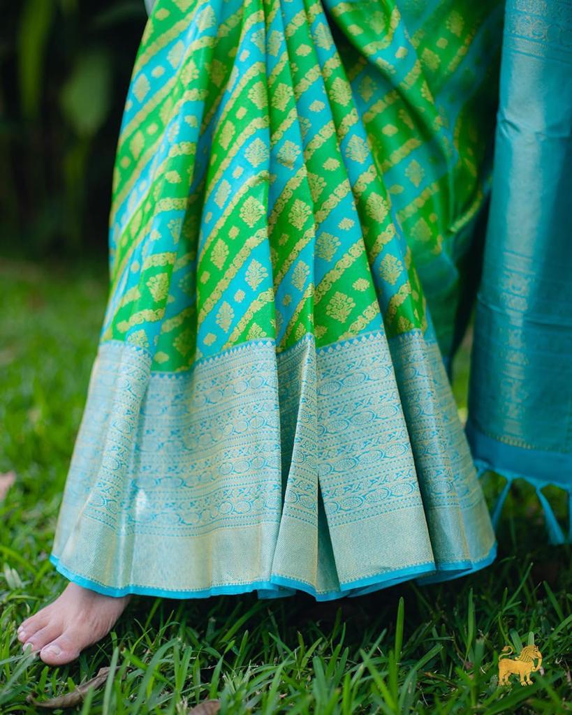 Fragrant Parrot Soft Silk Saree With Ephemeral Blouse Piece