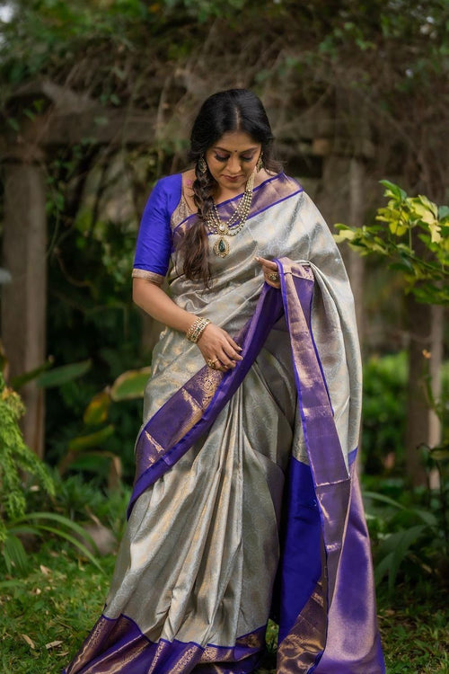 Load image into Gallery viewer, Engaging Grey Soft Silk Saree With Ratatouille Blouse Piece
