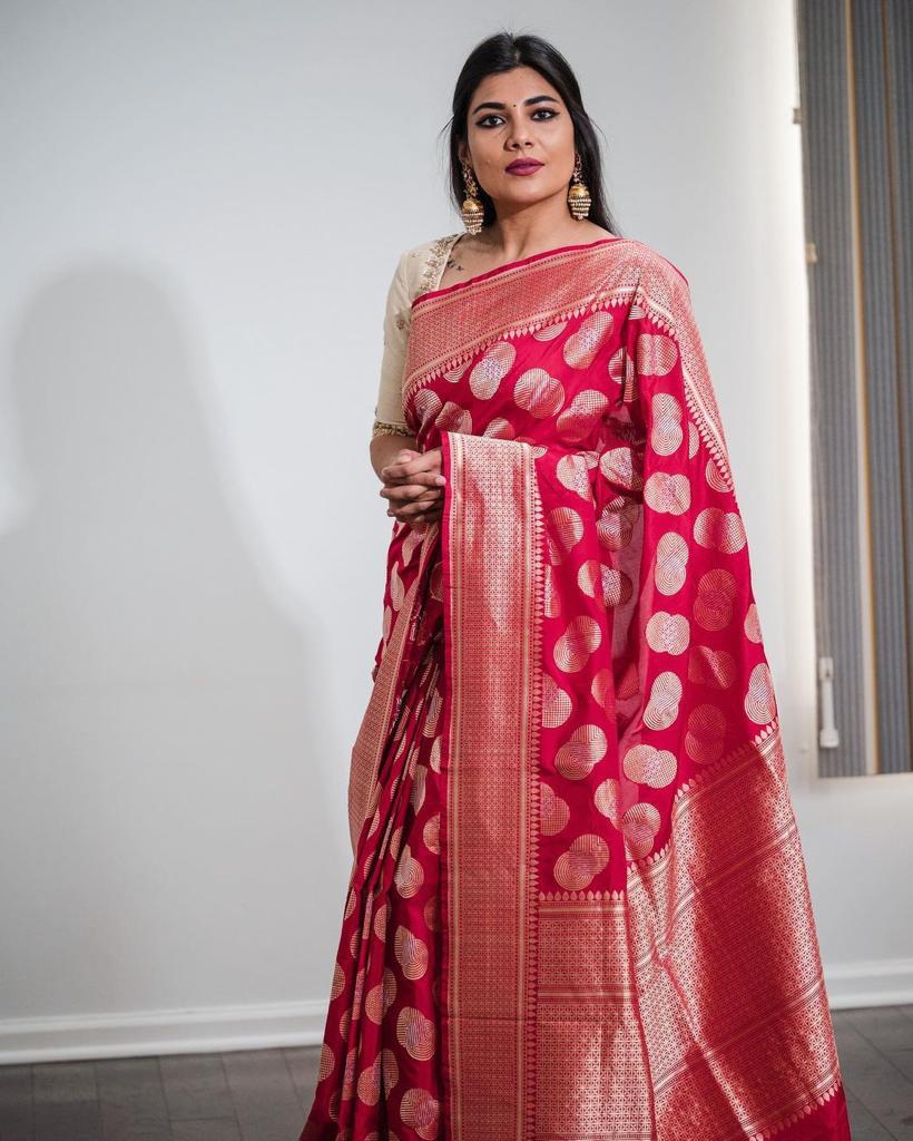 Classy Dark Pink Soft Silk Saree With Unique Blouse Piece