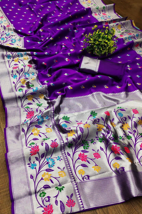 Load image into Gallery viewer, Blissful Purple Paithani Silk Saree With Desirable Blouse Piece
