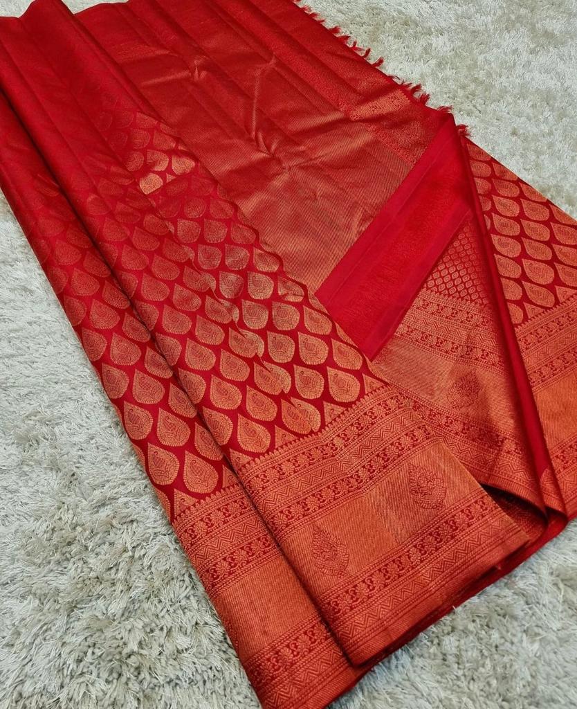 Effervescent Red Kanjivaram Silk Saree with Cynosure Blouse Piece